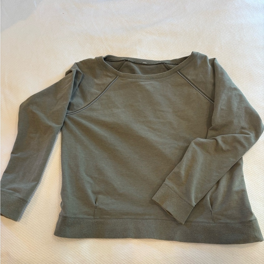 Lululemon: Relaxed Fit Boatneck Crew Sweatshirt size 12